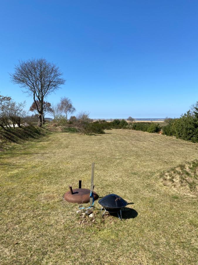Freistehendes Einfamilienhaus Mit Boddenblick Naehe Ostsee Fuhlendorf  Exterior foto